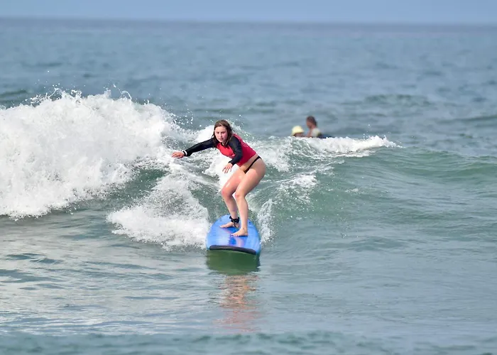 Проживание в семье Surf Чангу